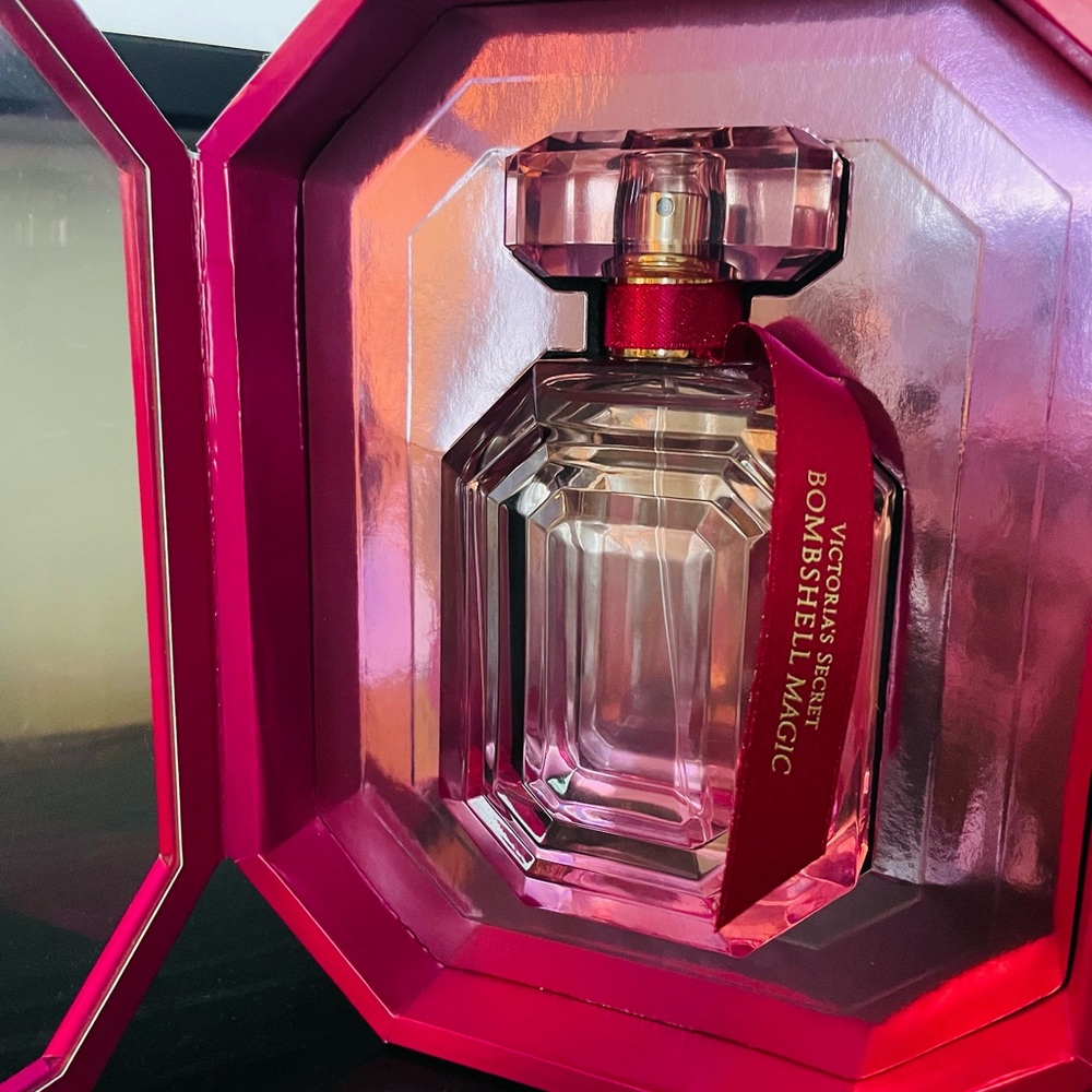Bombshell Magic Perfume